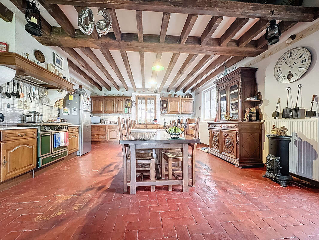 Maison à MONTMIRAIL