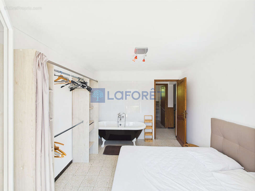 Maison à BELVEDERE-CAMPOMORO