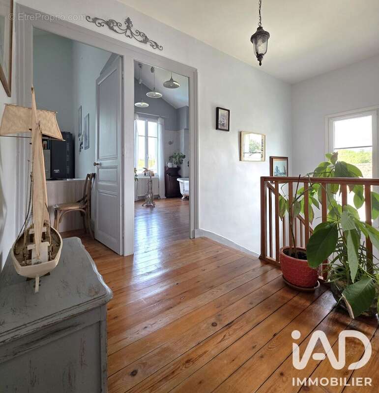 Maison 194 m² à Fouras  - photo 8