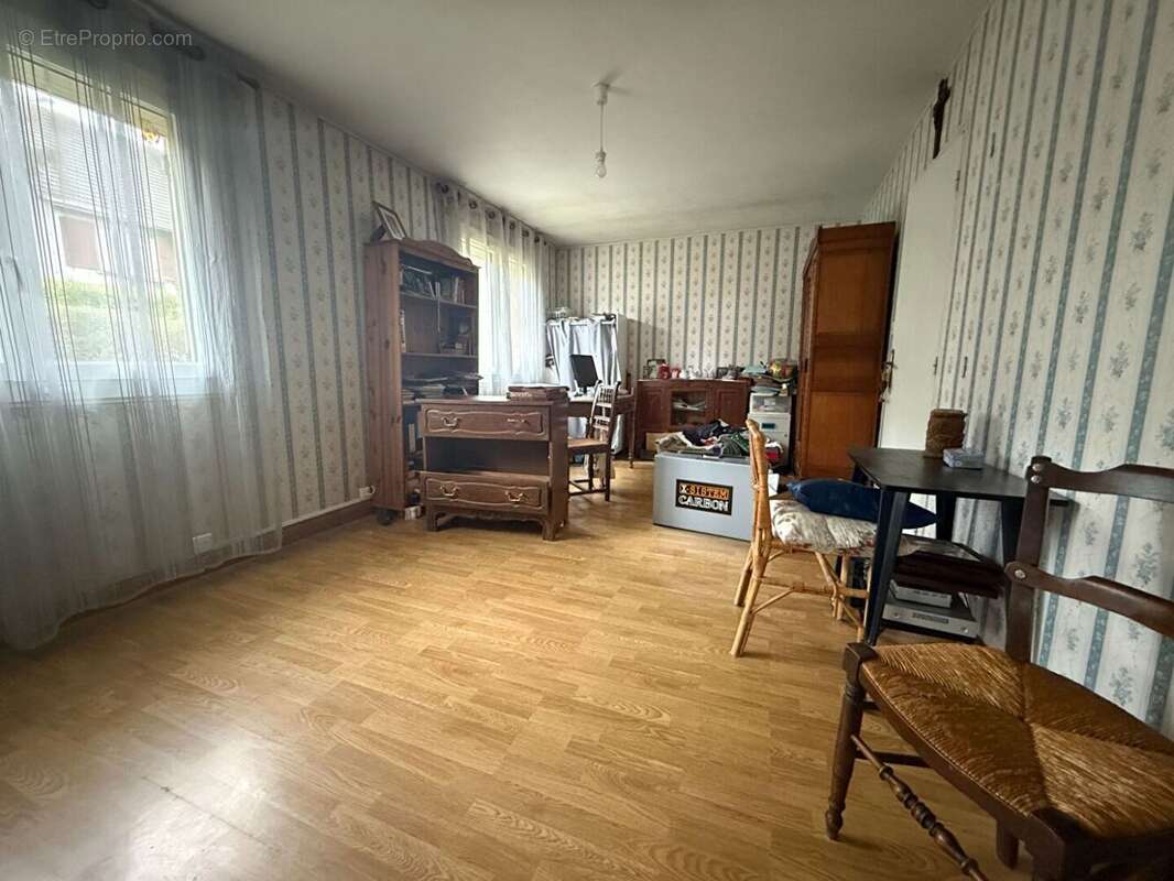56062295e.jpg - Maison à SAINTE-GENEVIEVE
