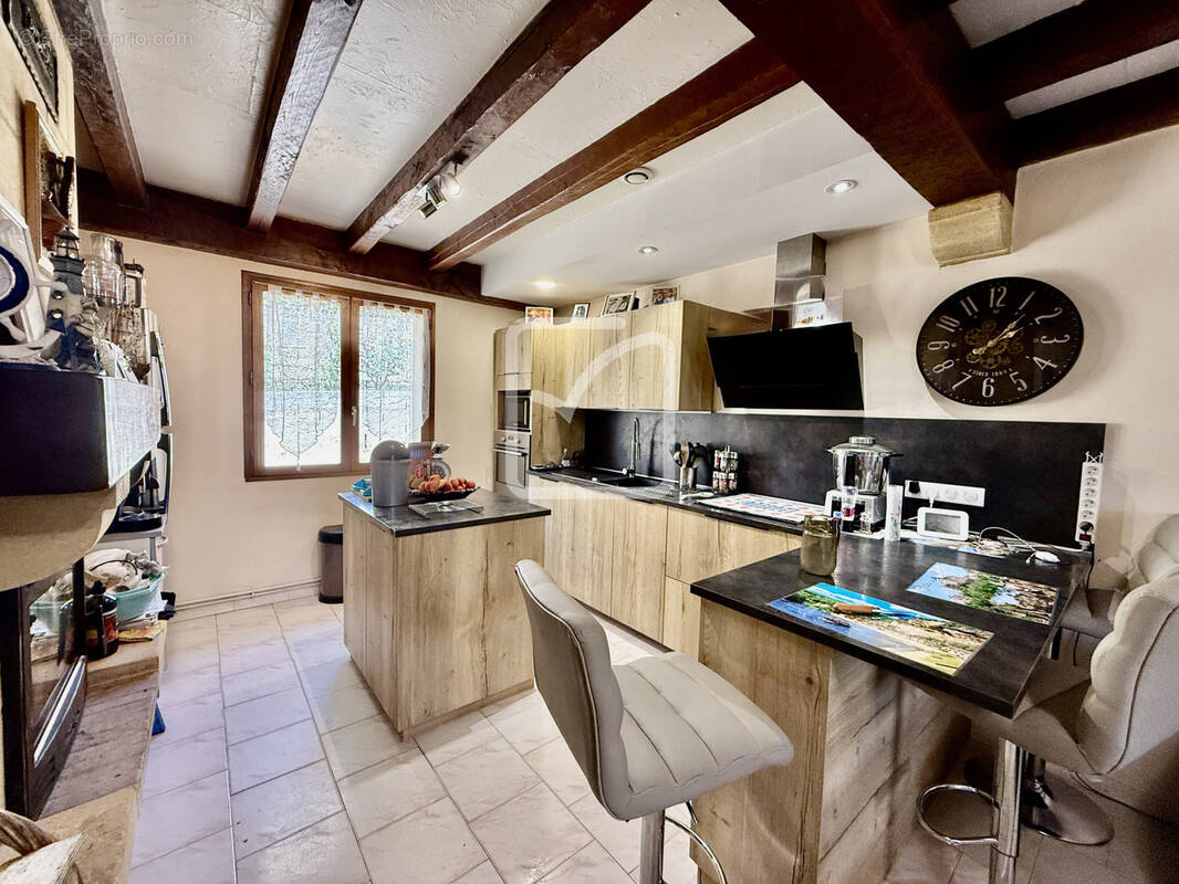 Ensemble immobilier de 2 maisons à vendre à Sarlat - photo 7