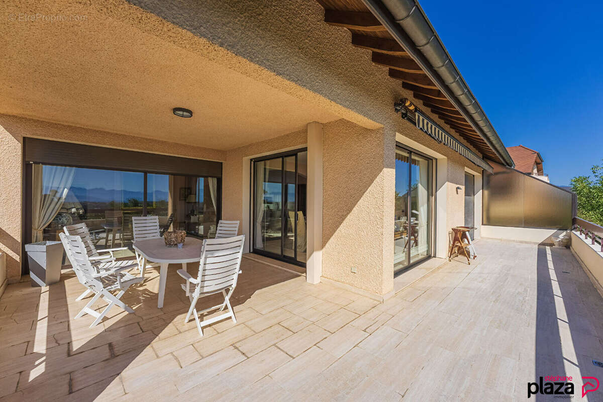 Maison à DIVONNE-LES-BAINS