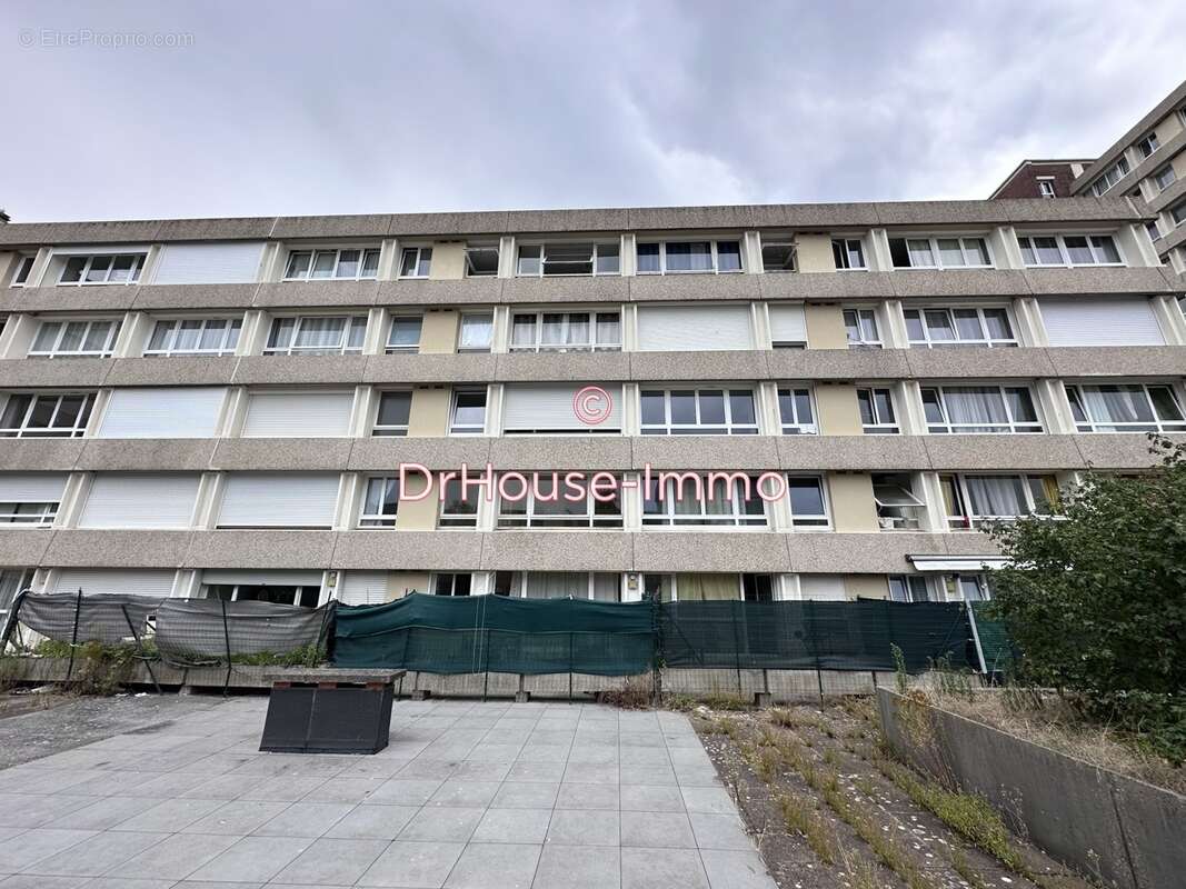 Appartement à HEROUVILLE-SAINT-CLAIR