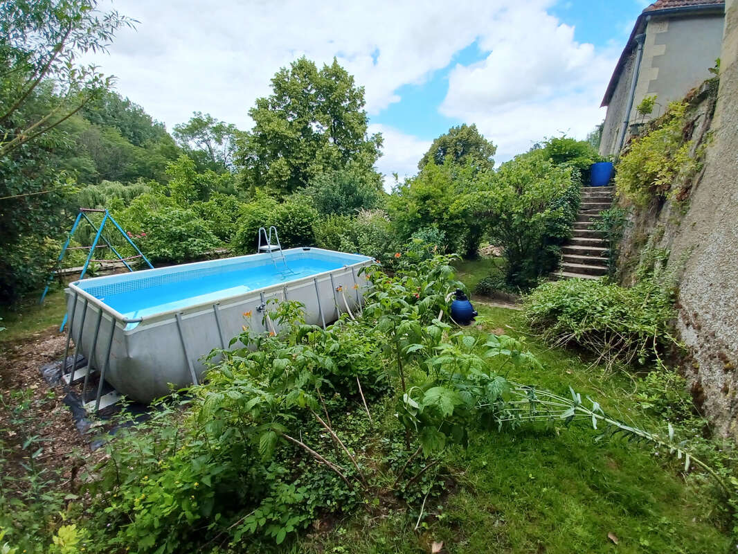 Maison à BEAUMONT-LA-FERRIERE