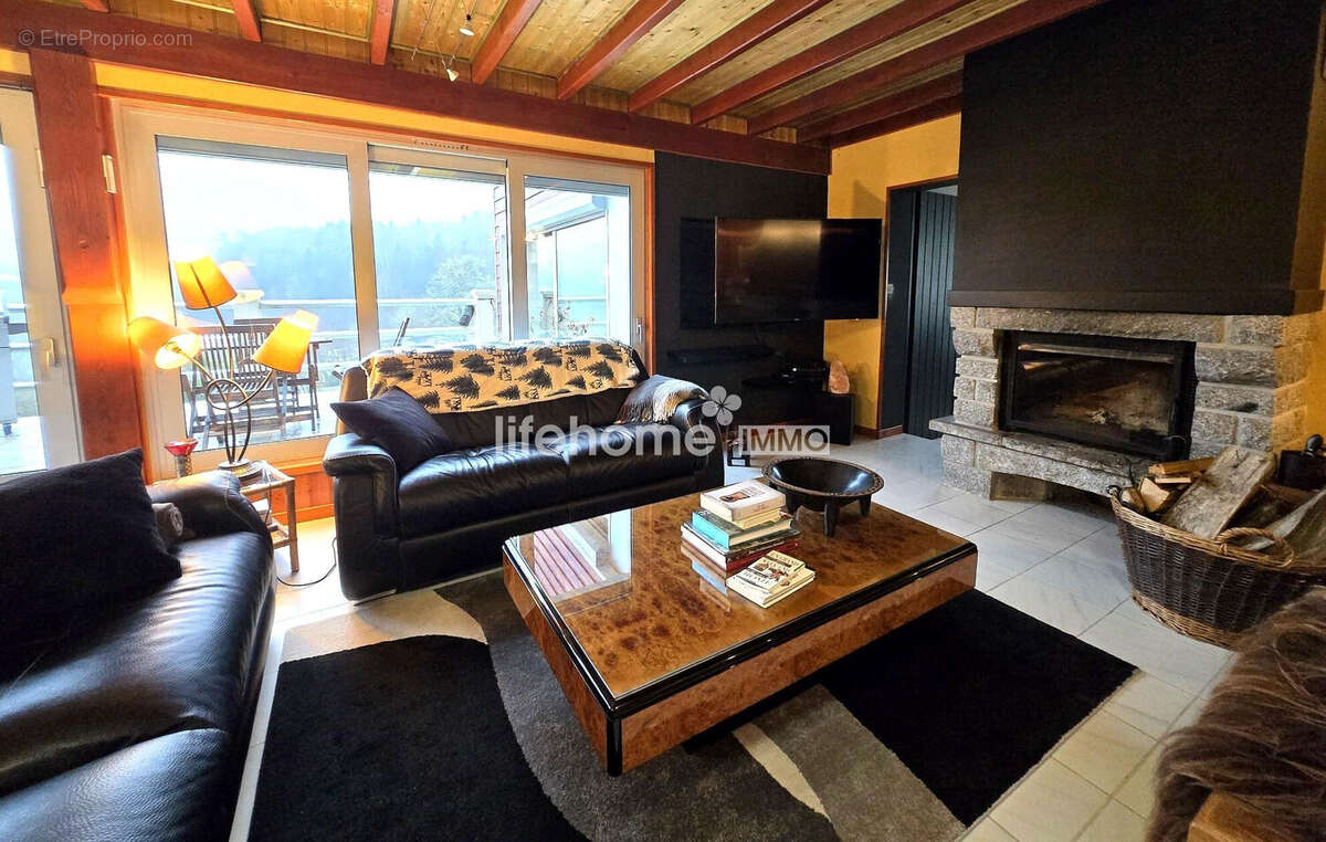 Maison à SAINTE-FEYRE