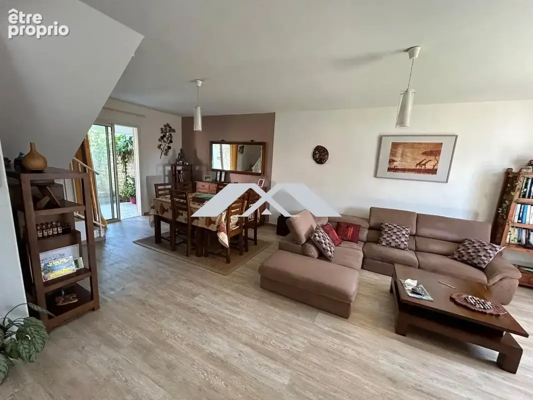 Maison 4 pièces 90 m² à vendre à Saint-Joseph (97480) - photo 2