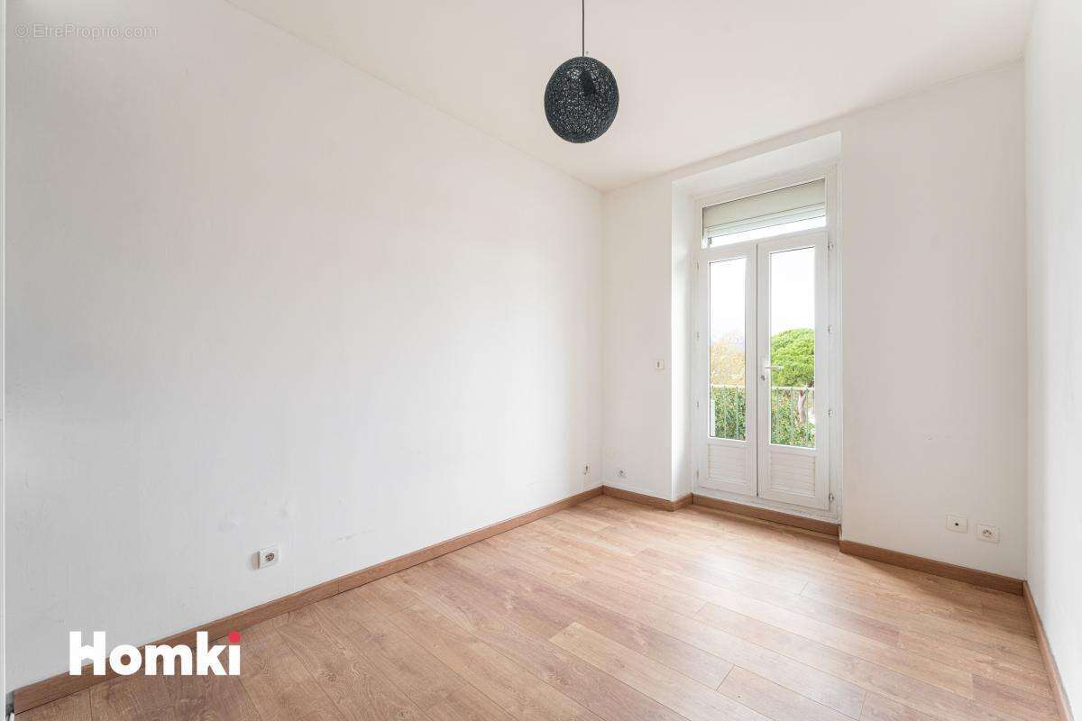Appartement à MARSEILLE-12E