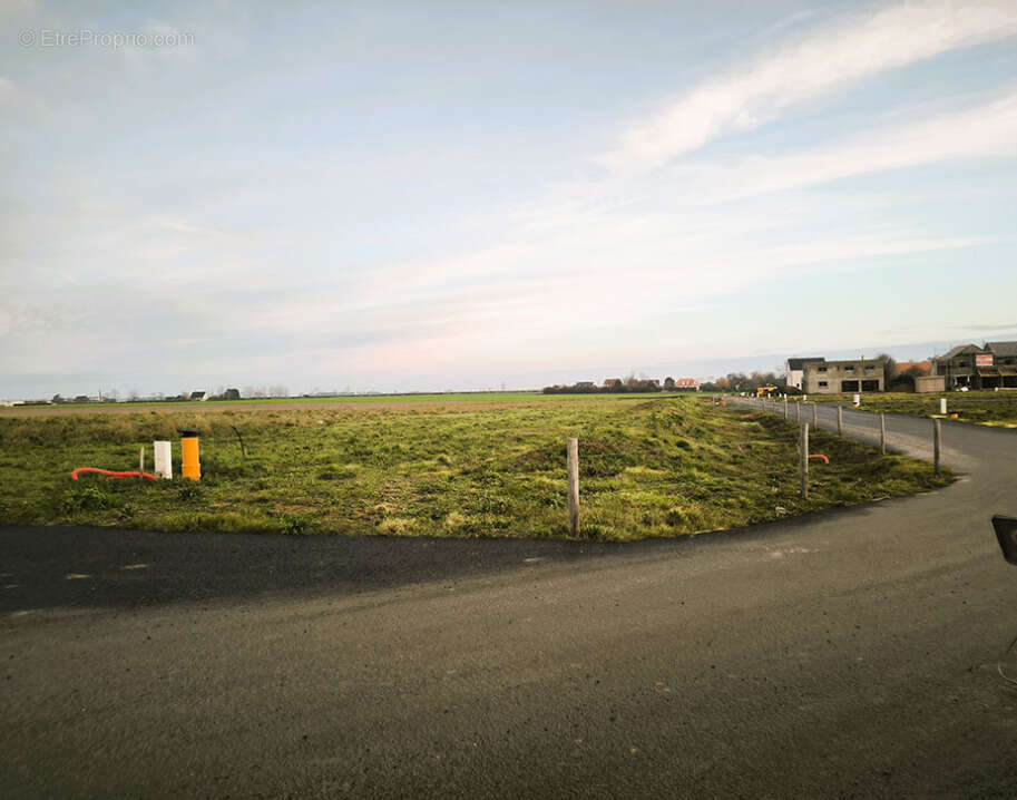 Terrain à CRESSERONS