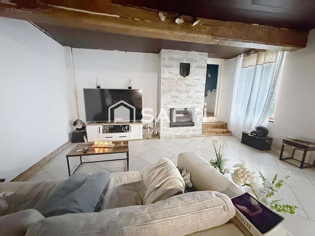 Maison 215 m² à Villeneuve-L'archeveque  - photo 8