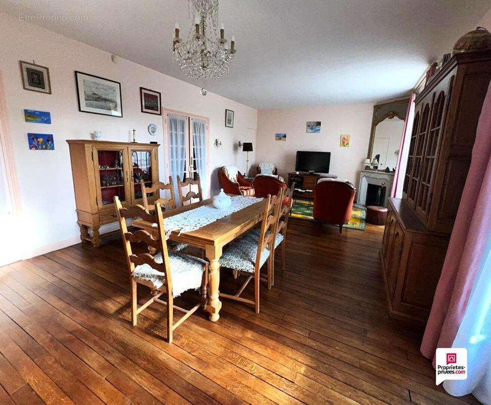 Maison à MONTGEROULT