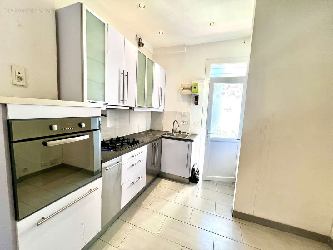 Le cannet  - studio de 27m2 ideal investisseurs - photo 2