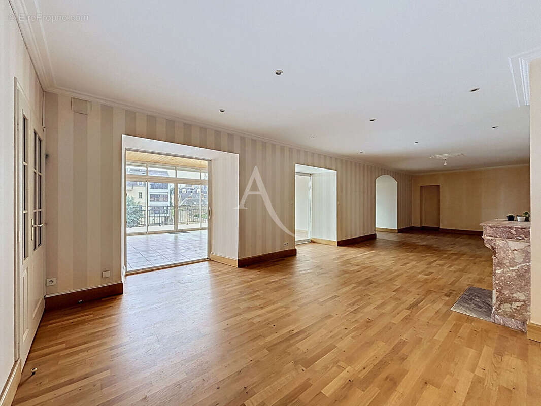 MaisonChateau Gontier Sur Mayenne 5 pièce(s) 180 m2 - photo 2