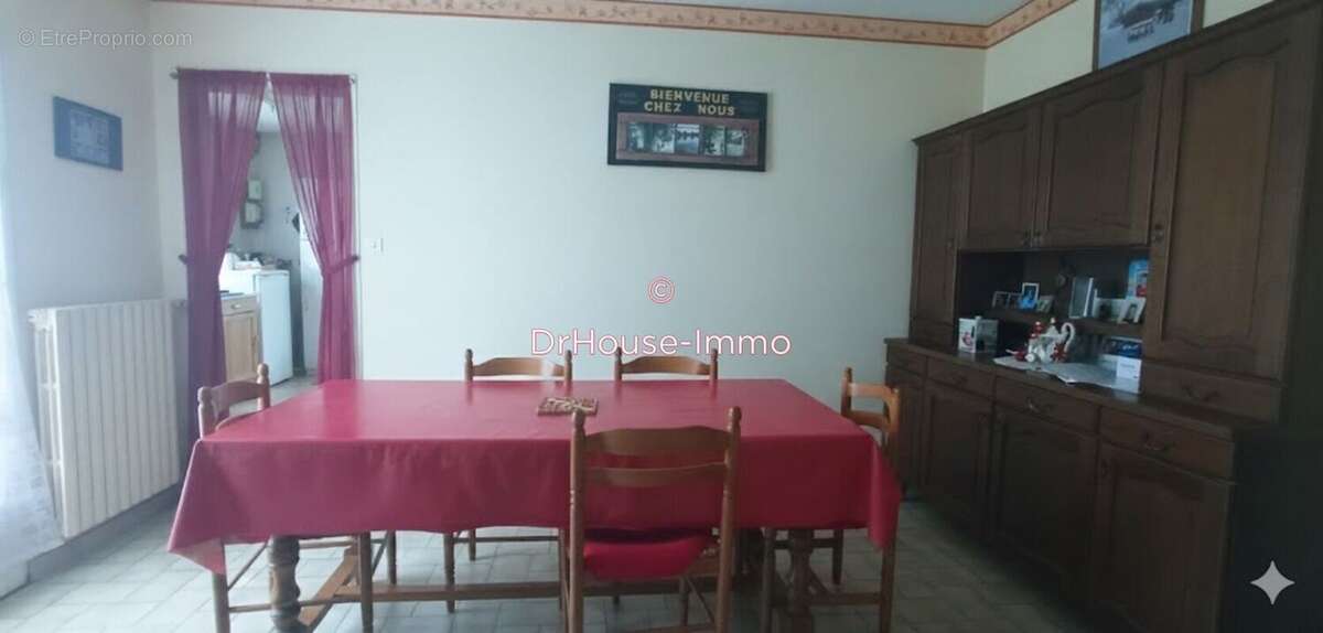 Maison à COMMEQUIERS