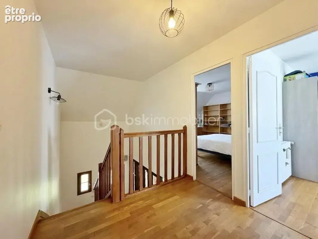 Villeneuve-le-Roi – Maison familiale avec piscine - photo 24