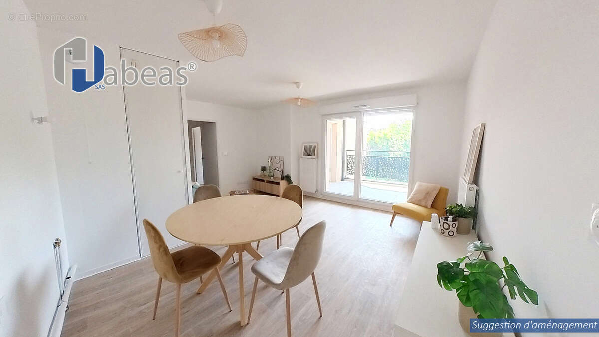 Appartement à RILLIEUX-LA-PAPE