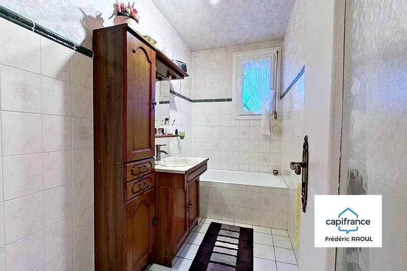 Maison à IS-SUR-TILLE