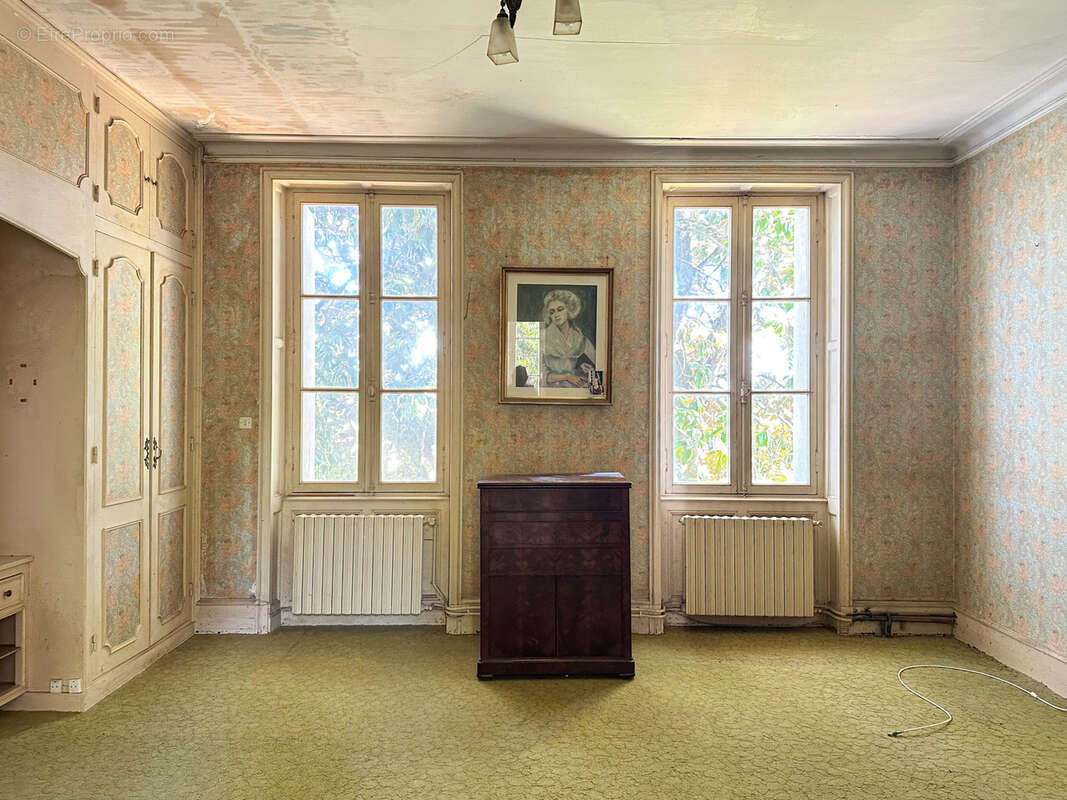 Maison à VILLARS-EN-PONS