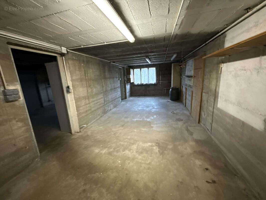 Maison à SOURCIEUX-LES-MINES