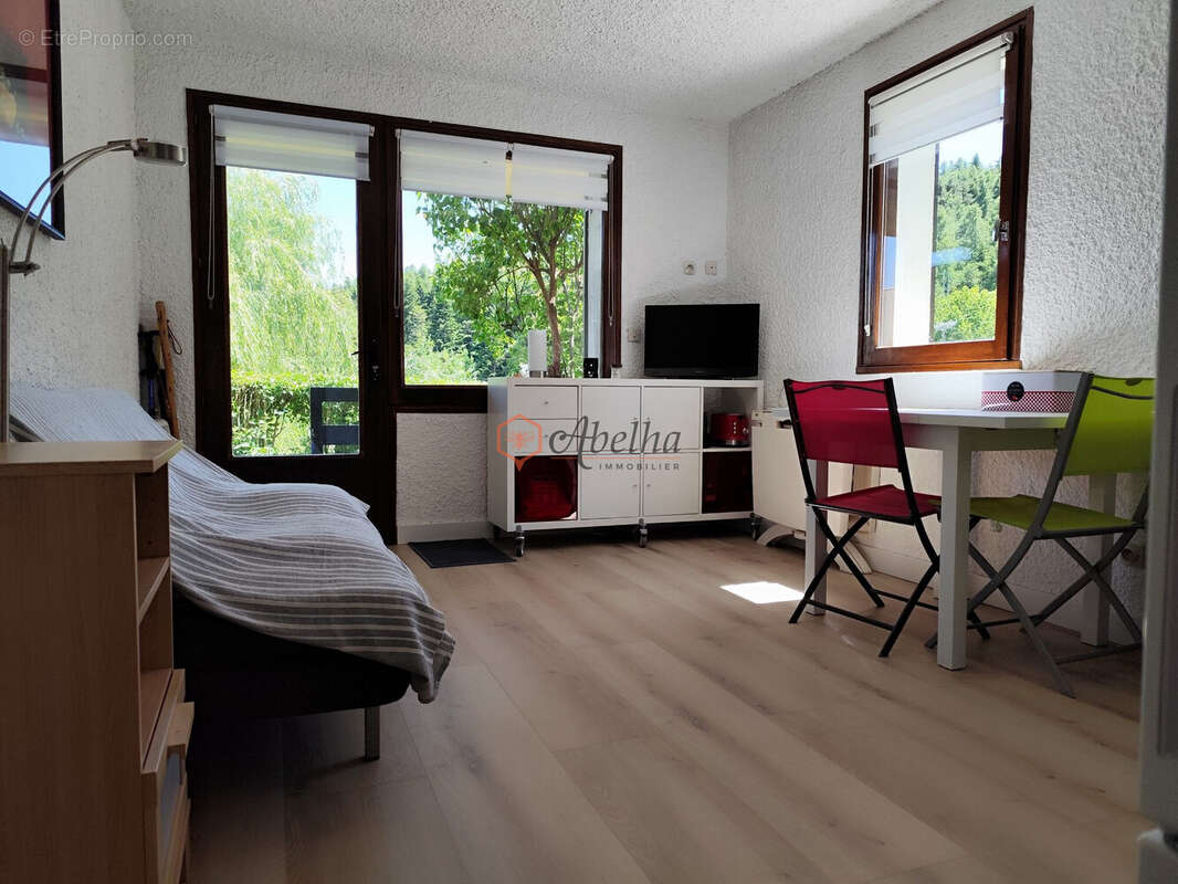 Appartement 30 m² à Laye  - photo 3