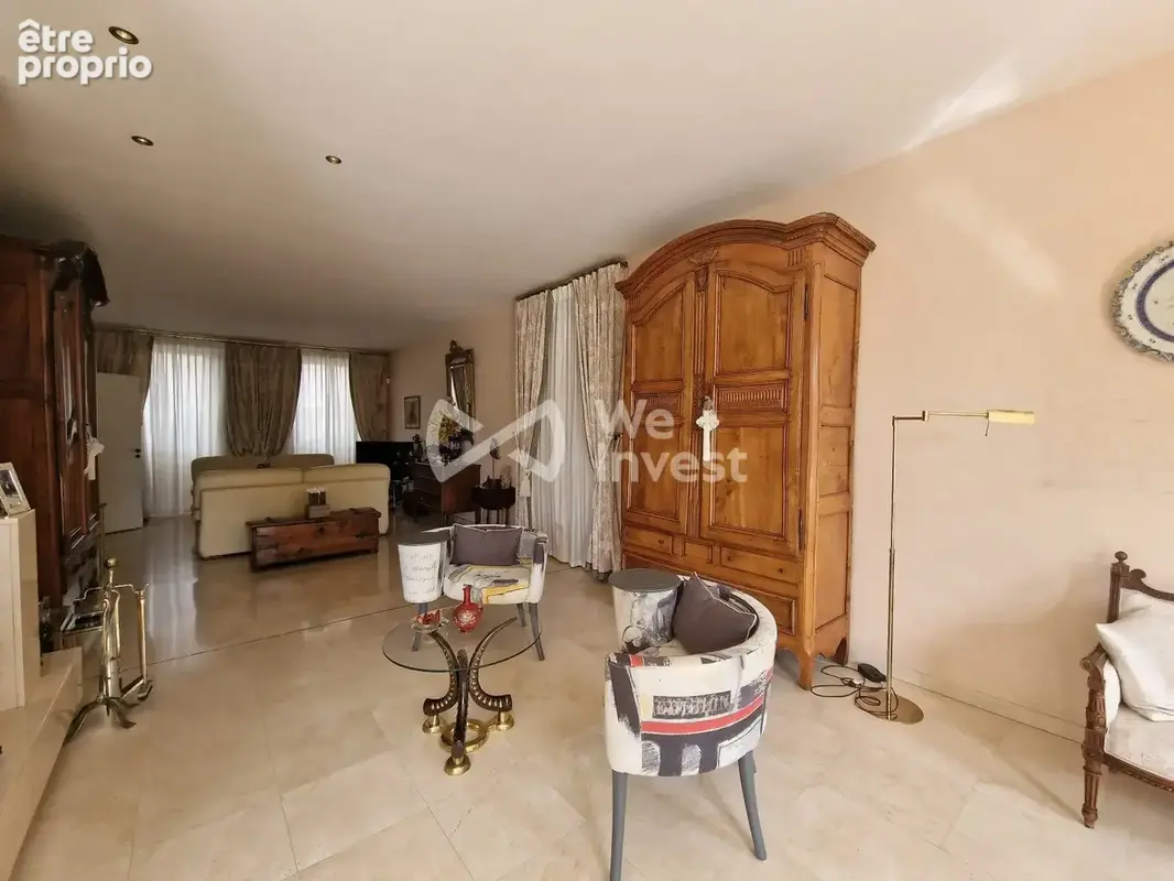 Maison 9 pièces 380 m² à vendre à Castelsarrasin (82100) - photo 4