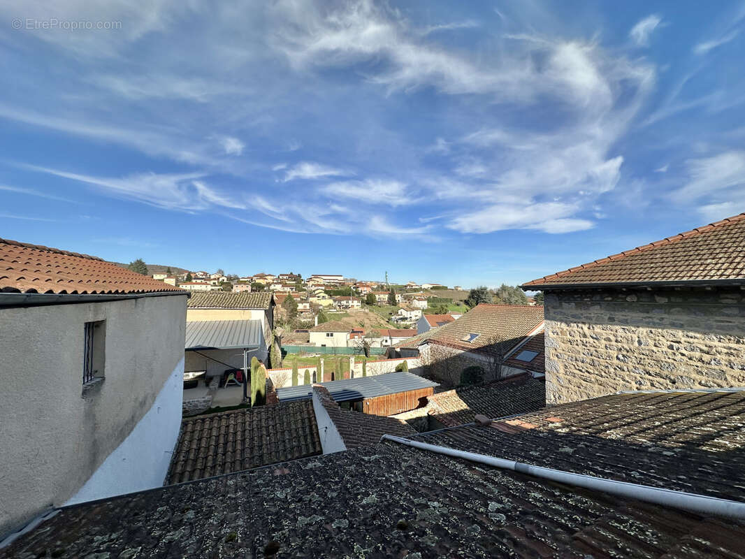 Maison à THURINS