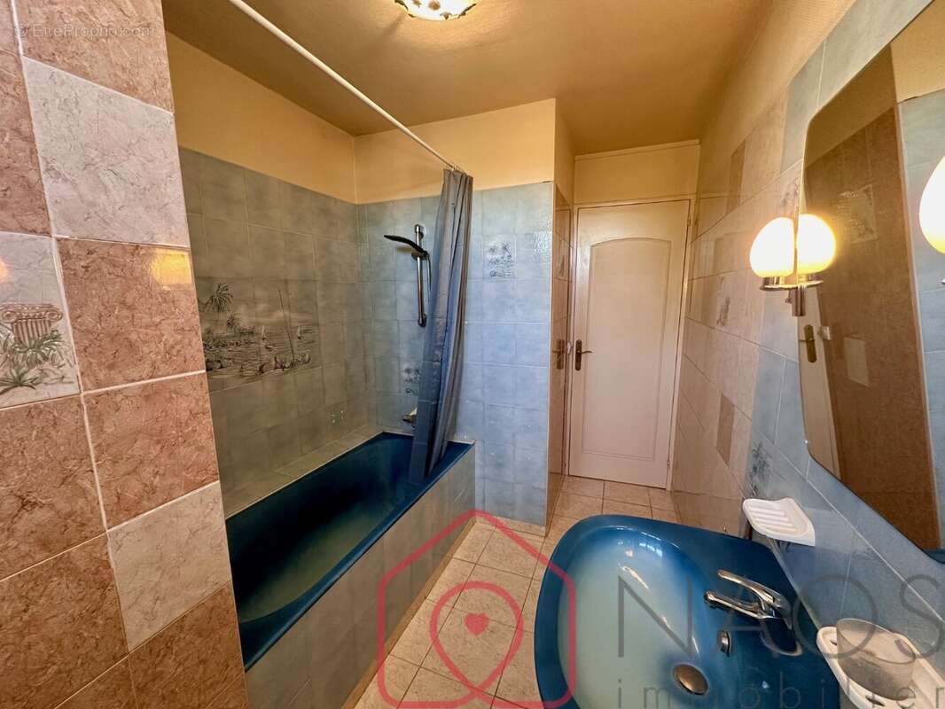 Appartement à LE PLESSIS-ROBINSON