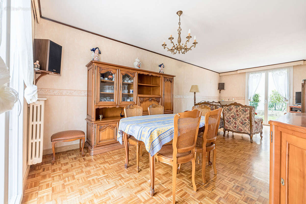 Maison à MONTGISCARD