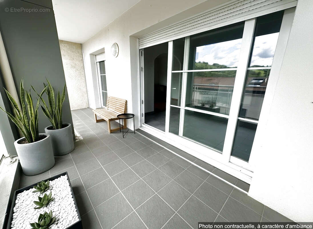 Appartement à LA FOUILLOUSE