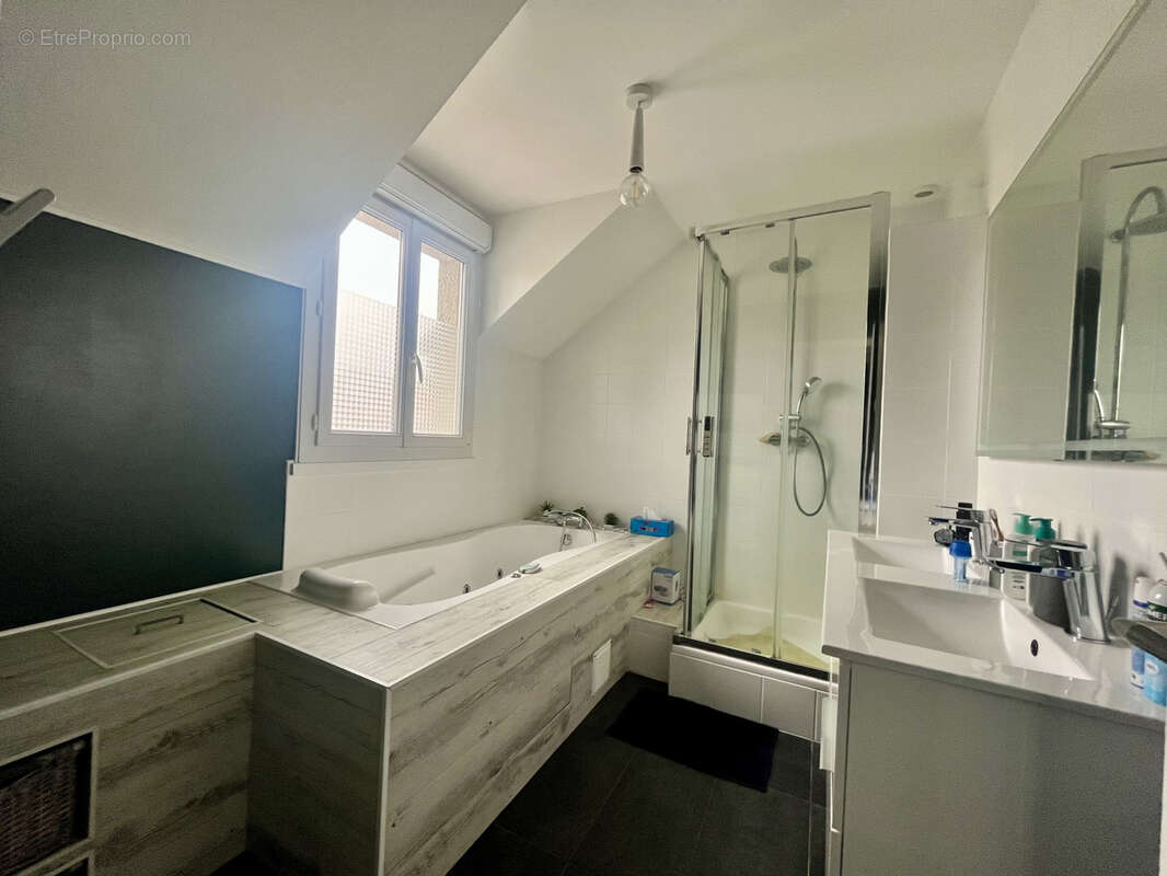 Maison à VILLEPREUX