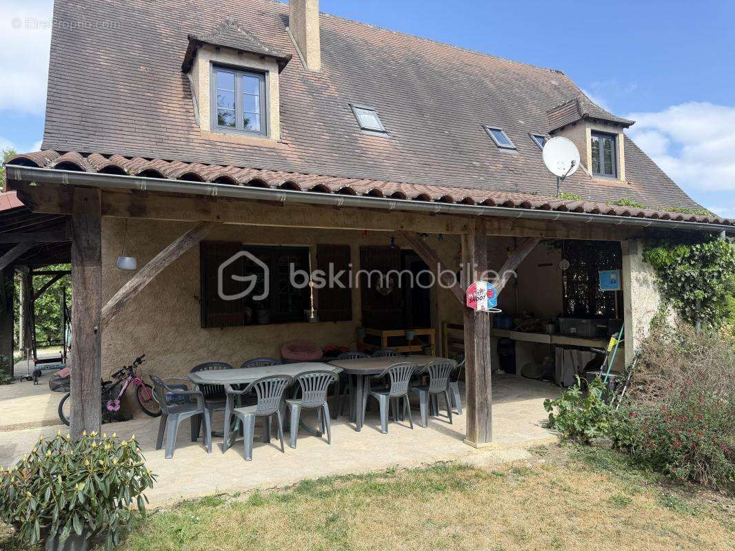 Maison familiale avec Pisicne et dépendance proche Boulazac - photo 5