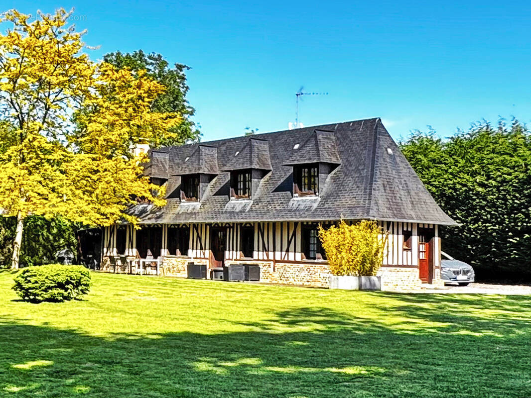 Maison à CORMEILLES