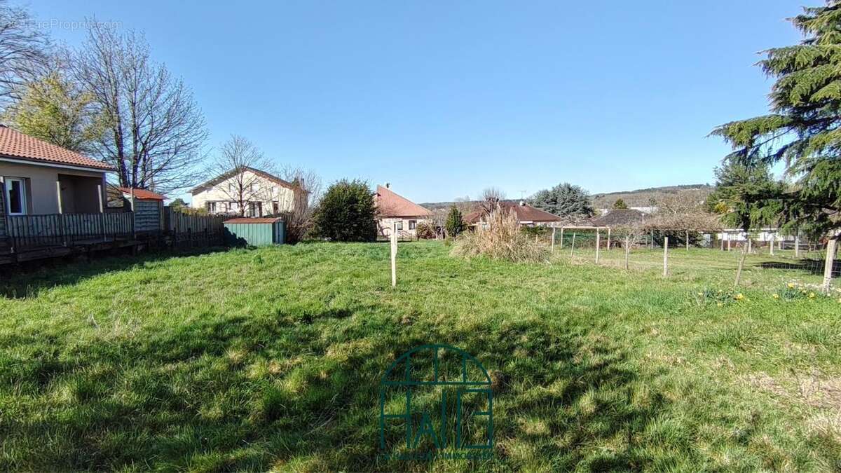 Maison à SAINT-JUNIEN