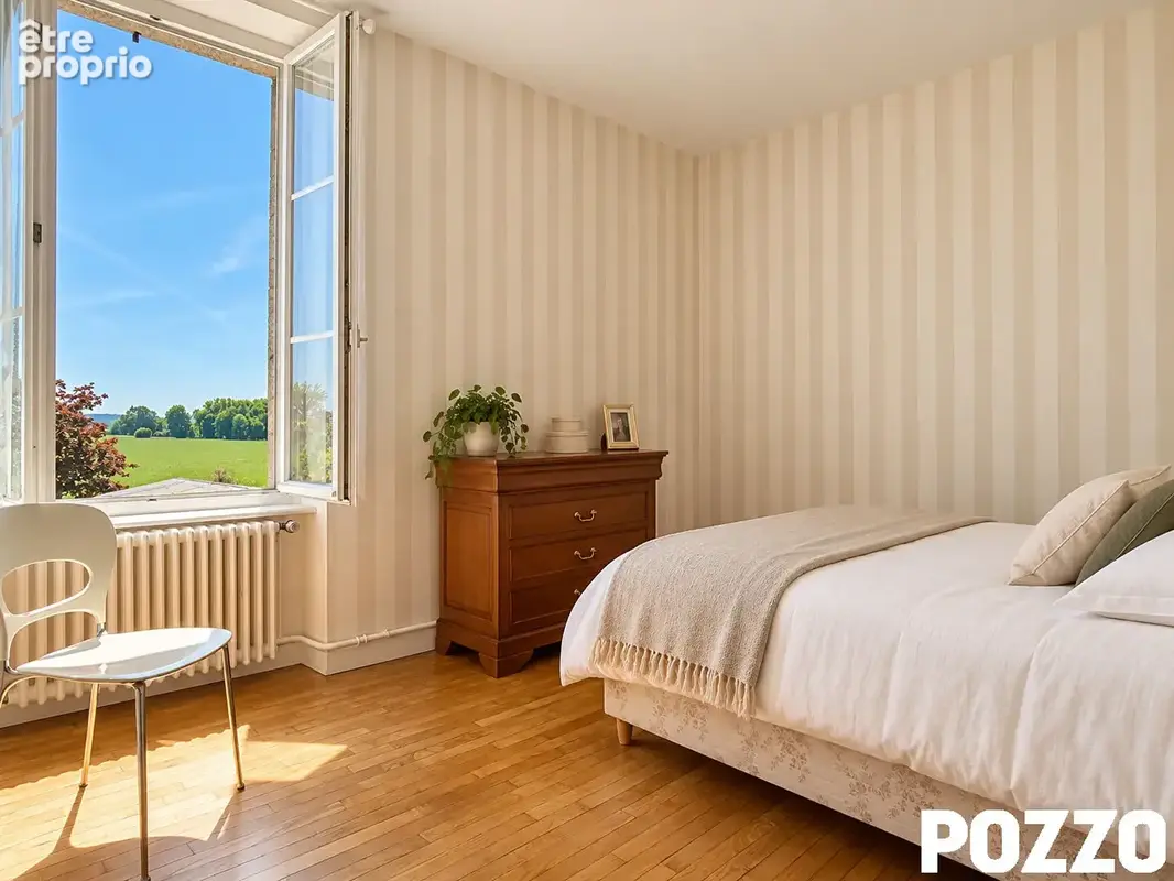 A Vendre - MAISON DE MAITRE - Roz Landrieux - Piscine - photo 11