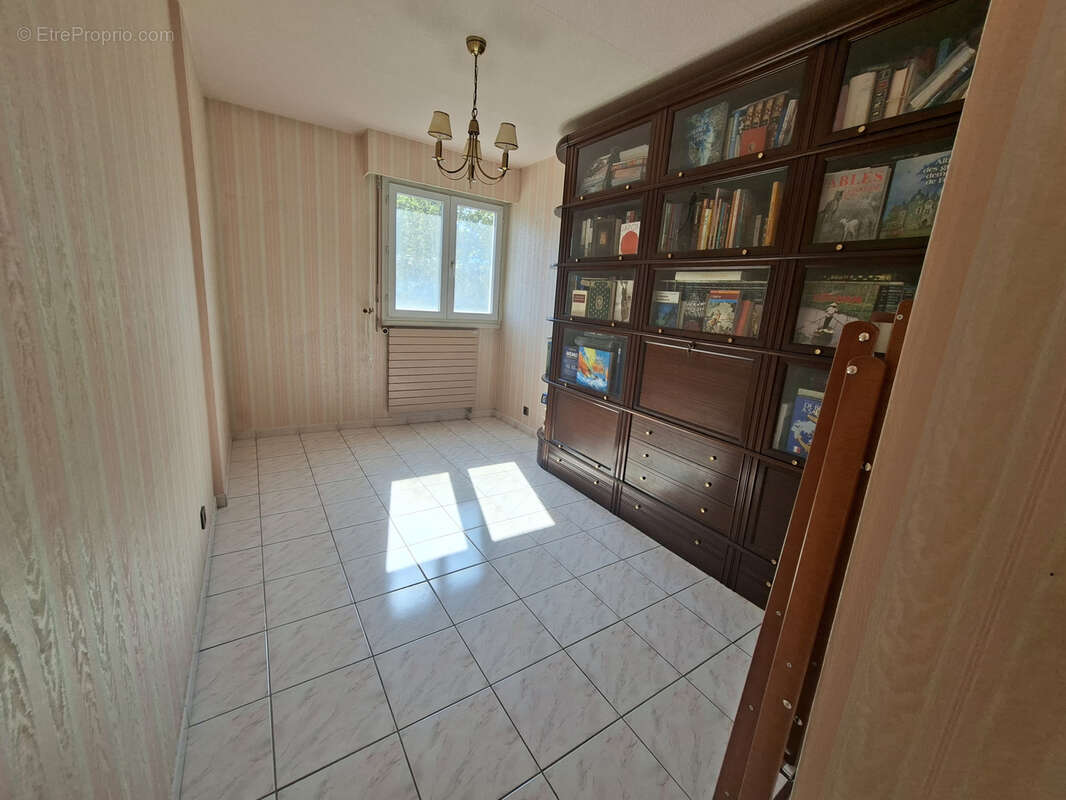 Appartement T4 de 88 m2 avec terrasse et vue sur le parc - photo 12