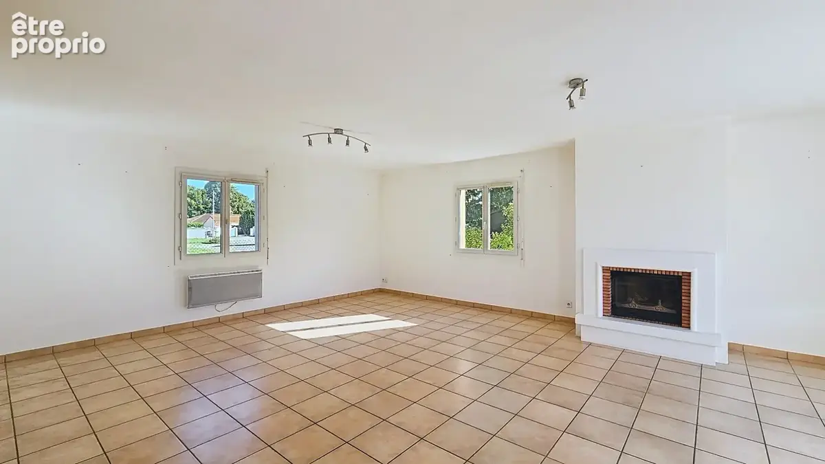 Maison à vendre 5 pièces, 4 chambres avec jardin et garage à LALOUBERE (65) - photo 5