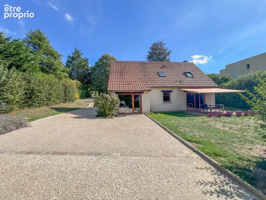 Maison à CHEVREUSE
