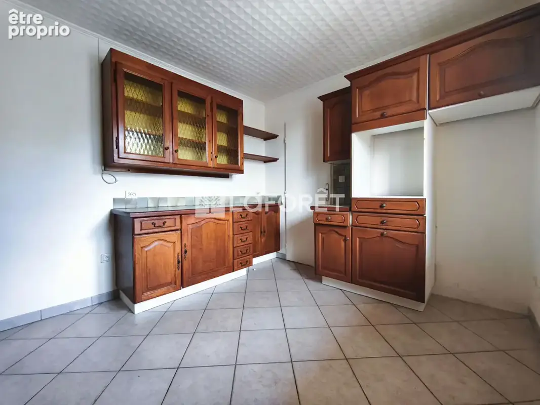 Maison de plain-pied avec 3 chambres, garage et jardin à Saint-Jean-Pla-de-Corts - photo 3