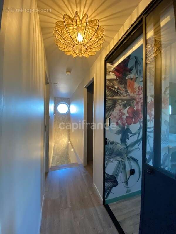 Maison à SAINT-QUENTIN-LA-POTERIE