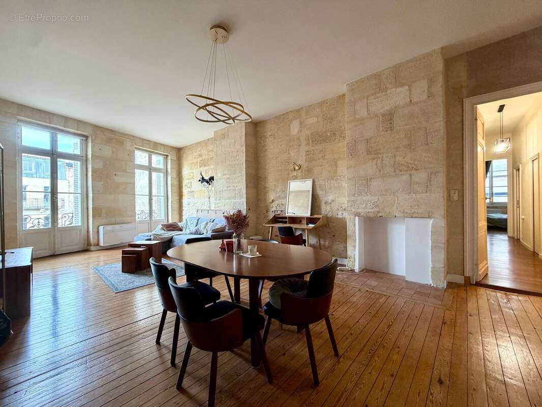 Appartement à BORDEAUX