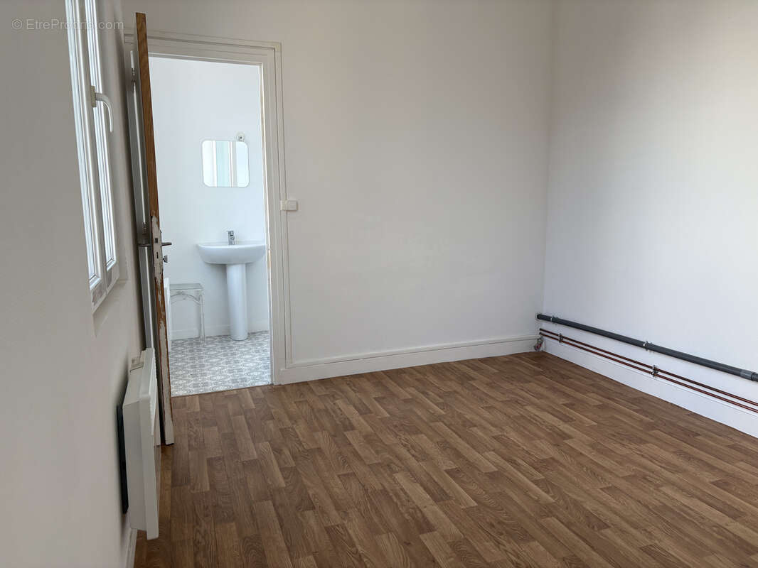 Immeuble situé dans le centre d'aumale - photo 6