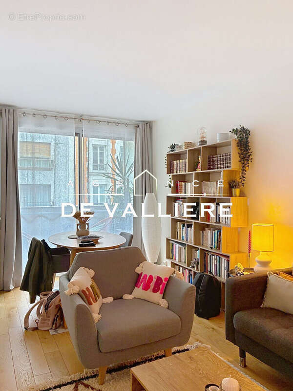 Paris - trocadero - 2 pieces 40.3 m2 - 3 exterieurs - photo 2