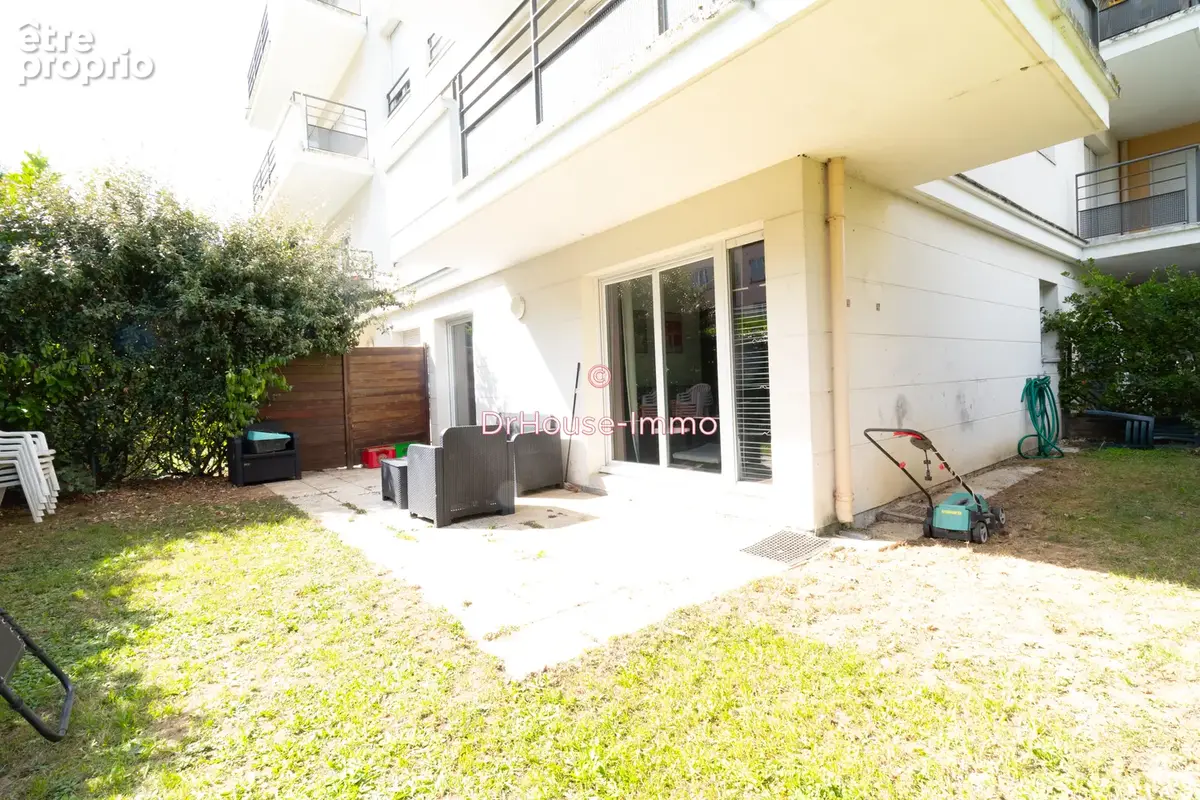 Appartement 2 pièces 44 m² à vendre à Elancourt (78990) - photo 8