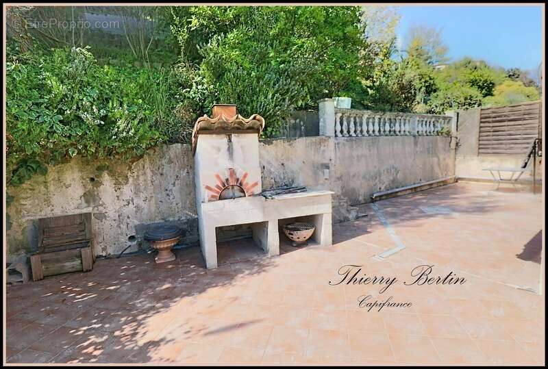 Maison à CAGNES-SUR-MER