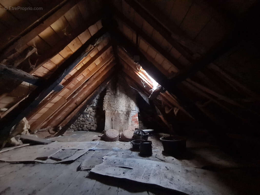 Maison à SAINT-COME-D'OLT