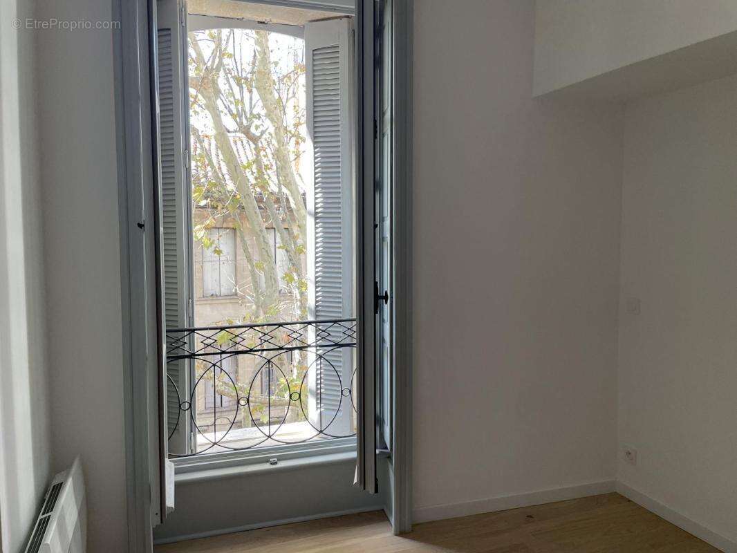 Appartement à UZES