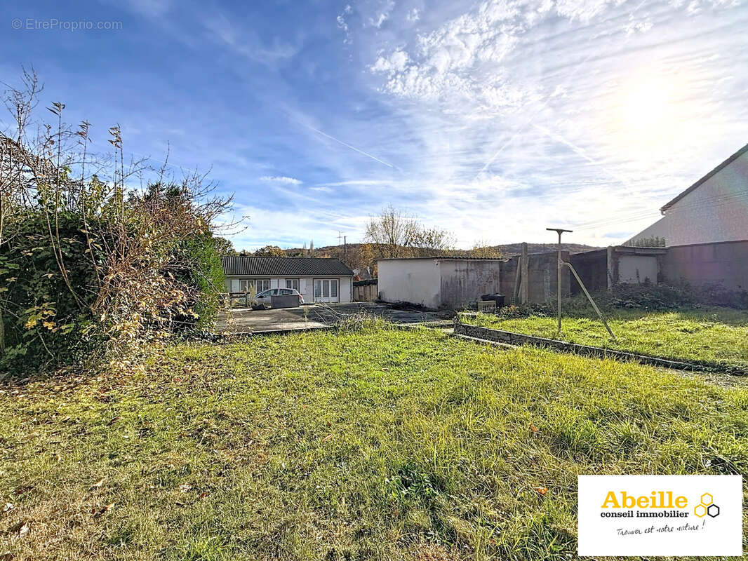 Maison à SAINT-CHERON