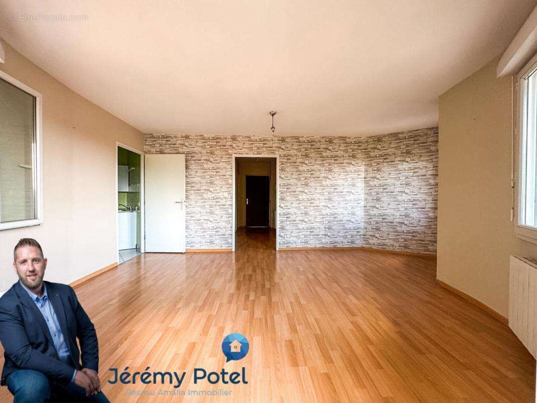 Appartement T2 de 49 m² avec garage privatif – Secteur Jardin de La Rhônelle (Valenciennes) - photo 4