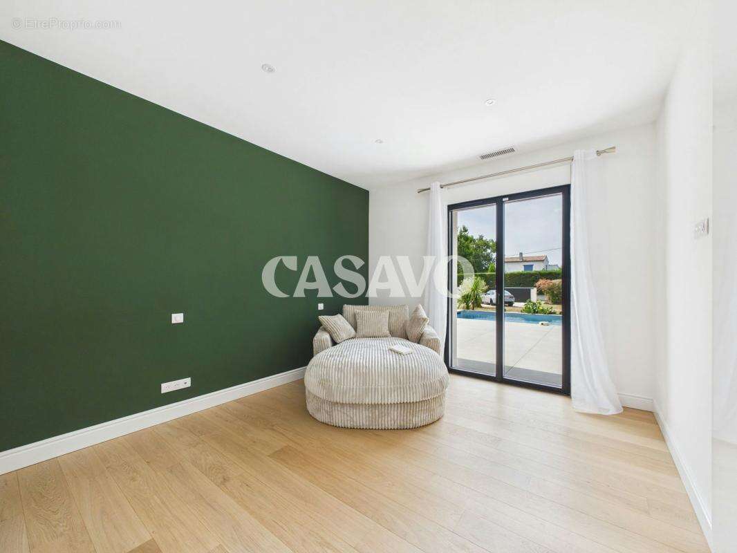 Vente Maison 5 pièces de 152m² - 33850 Léognan - photo 13