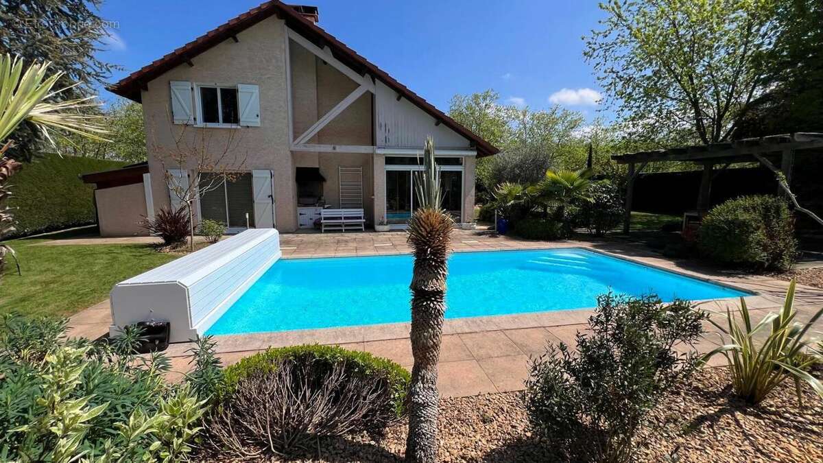 Photo 3 - Maison à LA TOUR-DE-SALVAGNY