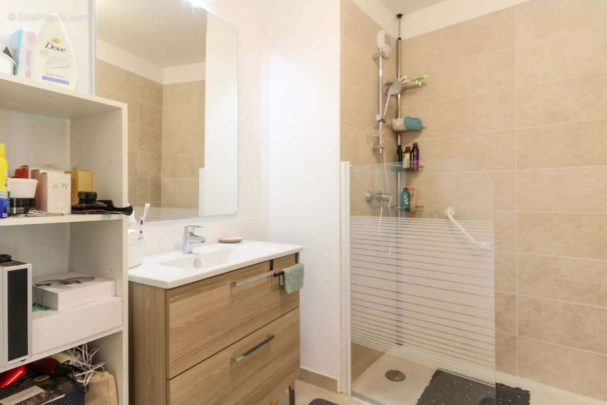Appartement à SAINT-MARTIN-DU-VAR